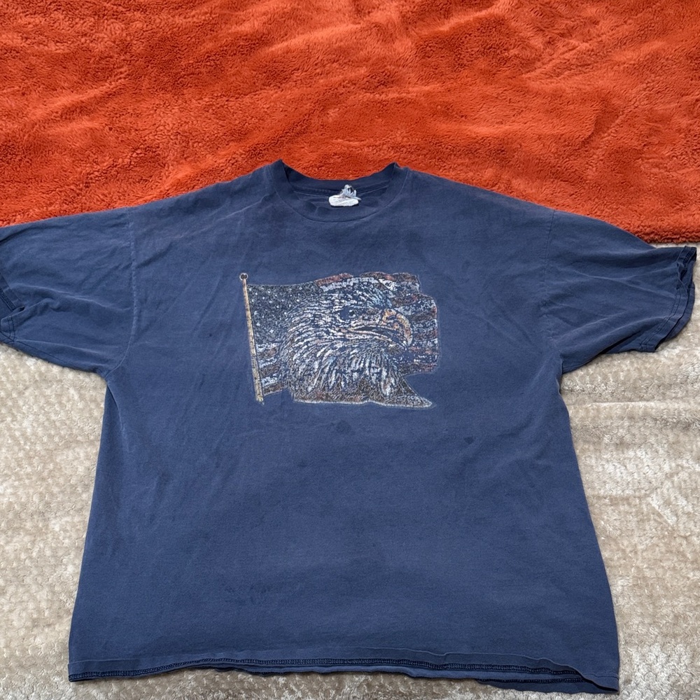 Vintage 90’s American flag & Eagle  Graphic T-Shirt